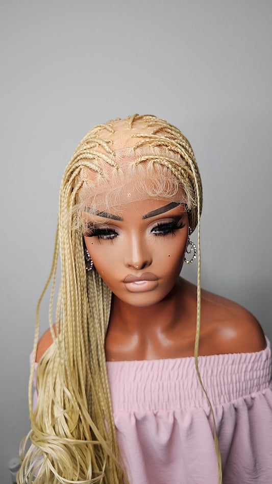 32-inch Blonde  Knotless Glueless 7x7 Lace Closure Wig